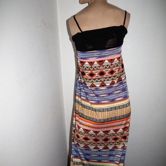 Boohoo Aztec Print Stretchy Cutout Maxi Dress - Picture 3 of 7